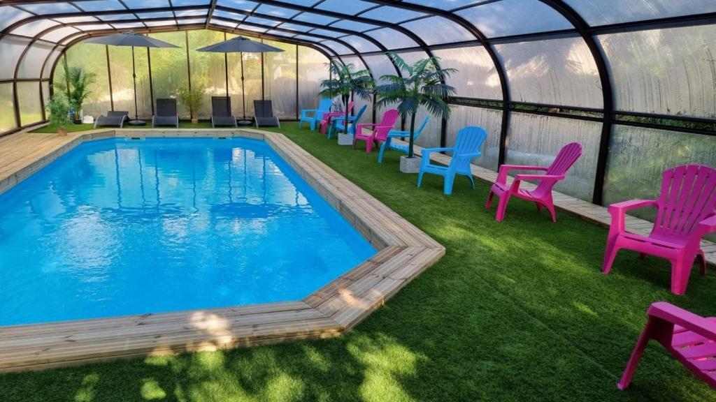 Les Chalets De Saumur, Piscine & Parc Boise, 100M Du Cadrenoir Bagian luar foto